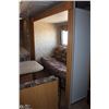 Image 24 : 2007 COACHMAN 23FKS TRAVEL TRAILER W/ SLIDE