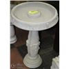 Image 1 : CONCRETE 2 PIECE BIRDBATH 15"X15" HIGH