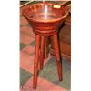 Image 1 : LARGE WOODEN SALAD BOWL AND TRIPOD STAND