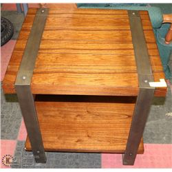 WOOD END TABLE WITH METAL ACCENTS