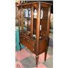 Image 1 : VINTAGE CHINA CABINET