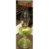 Image 1 : VINTAGE GREEN OIL LAMP