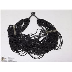 ESTATE BEADED NECKLACE/CHOKER