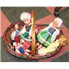 Image 1 : BASKET OF DOLLS
