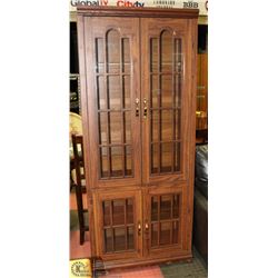 WOOD CHINA CABINET WITH SHELVES