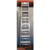 Image 1 : 8' ALUMINUM LADDER