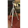 Image 1 : VINTAGE METAL CAMERA TRI-POD