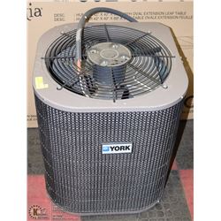 YORK 23000 BTU AIR CONDITIONER