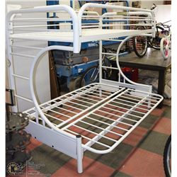 SINGLE/QUEEN BUNKBED