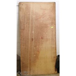 5 SHEETS OF 1/4" PLYWOOD