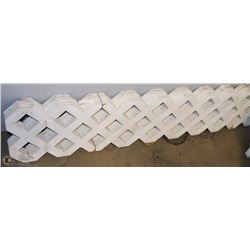 13PCS 1'X8' WHITE LATTICE/TRELLIS