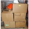 Image 1 : PALLET OF HARD HATS