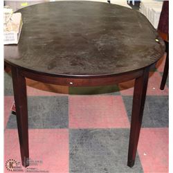 NEW OVAL SHAPED WOOD KITCHEN TABLE WITH LEAF