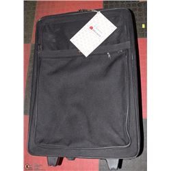 DELSEY 28" SUITCASE