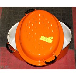 ORANGE ROASTER W/ LID