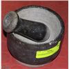 Image 1 : HANDMADE MOTAR AND PESTLE