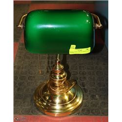 RETRO DESK LAMP W/ GREEN GLASS SHADE