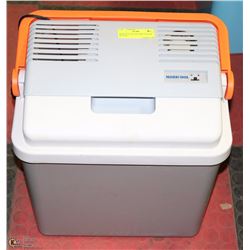 MOBICOOL 12V ELECTRIC COOLER / HEATER