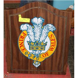 VINTAGE PRINCE OF WALES DARTBOARD