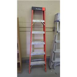 1 featherlight 6' step ladder