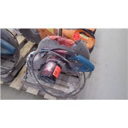 Makita 120v chopsaw 14" model no blade 24-14 DB