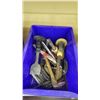 Image 1 : Tub with c-clamps and assorted chisels
