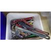 Image 4 : Tub with c-clamps and assorted chisels