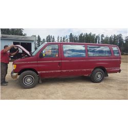NO PST...1992 Ford E350 Club Wagon 15 passenger van (Rear Seat is missing) 358,440 Kms Vin# 1FBJS31H