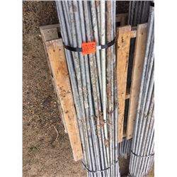 Bundle of Twenty five 8' scaffold braces