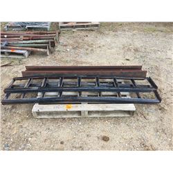 Set of loading ramps and LGE I beam