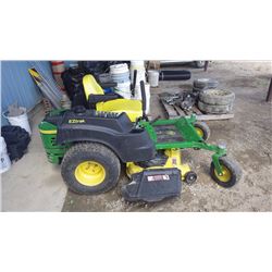 One year old 9.9 HR 25HP John Deere EZTRAC Z435 riding Lawn mower with 48 inch cut