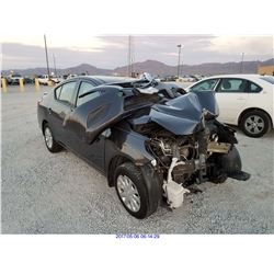 2015 - NISSAN VERSA