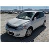 Image 2 : 2012 - NISSAN VERSA