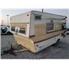 Image 2 : TRAVEL TRAILER