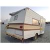 Image 4 : TRAVEL TRAILER