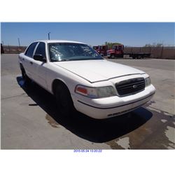 2000 - FORD CROWN VICTORIA