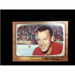 1966 - 1967 Topps Gordie Howe Detroit Red Wings #109 Hockey Card