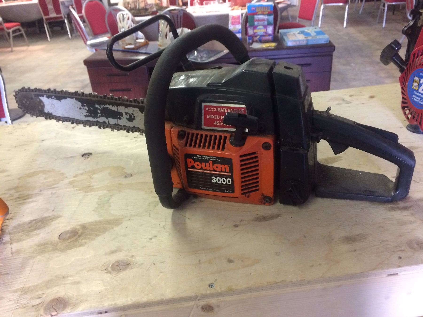 Poulan 3000 16" GAS chainsaw
