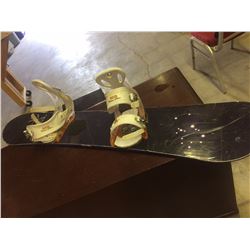 NITRO GLIDE 143 CM PEGASUS SNOW BOARD (MADE IN AUSTRIA) W/  BURTON CUSTOM BINDINGS