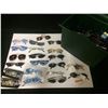 Image 2 : LARGE SUNGLASSES LOT (112 PAIRS NEW)