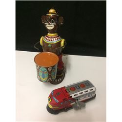 VINTAGE TOY LOT
