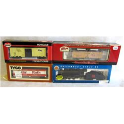 4 MODEL TRAIN CARS