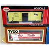 Image 2 : 4 MODEL TRAIN CARS