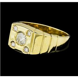 0.55 ctw Diamond Ring - 14KT Yellow Gold