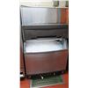 Image 1 : Manitowac SD1403W Ice Machine with Ice Bin - (4"L x 34"W x 77"H)