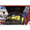 Image 1 : DEWALT LASER LEVEL