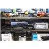 Image 1 : SHELF LOT INCLUDING TOASTER OVEN, WINDOW FAN AND BAG