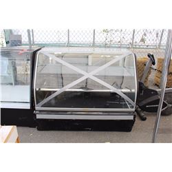 DISPLAY COOLER