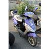 Image 1 : ELECTRIC SCOOTER - FOR PARTS OR REPAIR