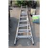 Image 1 : ALUMINUM LADDER